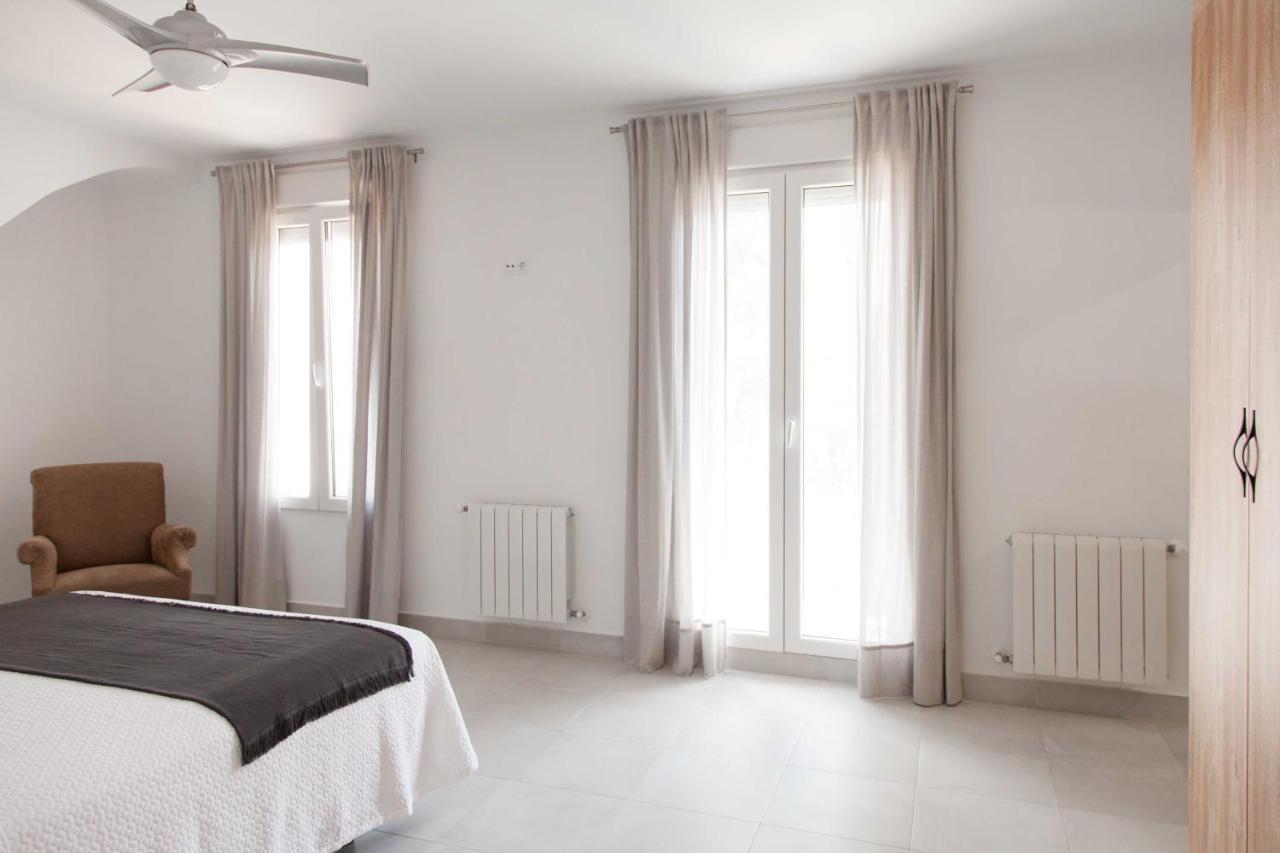 Villa Conchin Casa Junto A Parque Natural Alberic Dış mekan fotoğraf